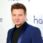 Jeremy Renner revela que escribió una nota de despedida a su familia después de su accidente