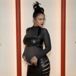 Rihanna se convierte en la mujer más seguida en Twitter