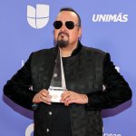 Pepe Aguilar cambia su opinión sobre los corridos tumbados