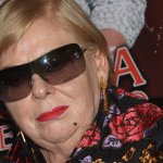 Paquita la del Barrio fue hospitalizada