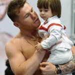 Canelo Álvarez entrena con su hijo Saúl Abdiel