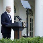 La nueva orden ejecutiva de Biden enfrenta críticas y escepticismo