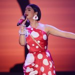 Ángela Aguilar alza la voz contra el ciberbullying