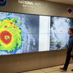 Huracán Beryl amenaza con lluvias e inundaciones en Jamaica