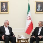 Irán Desafía Advertencias de Occidente, Amenaza con Represalias