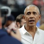 Obama incluye varios artistas latinos en su playlist de verano 2024