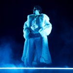 Bad Bunny sigue dominando con su álbum “Debí Tirar Más Fotos”