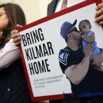 Bukele se niega a devolver a salvadoreño deportado por error
