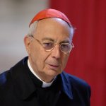 Dominique Mamberti, el hombre que revelará al nuevo Papa al mundo