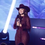 Chiquis lanza su primer libro infantil